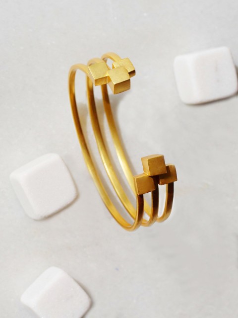 

Amaltaas Women Brass Handcrafted Gold-Plated Cuff Bracelet