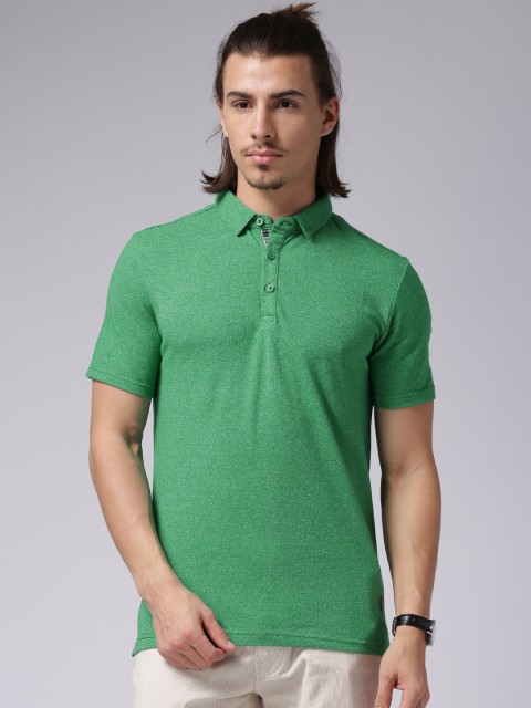 

True Blue Men Green Solid Polo T-Shirt