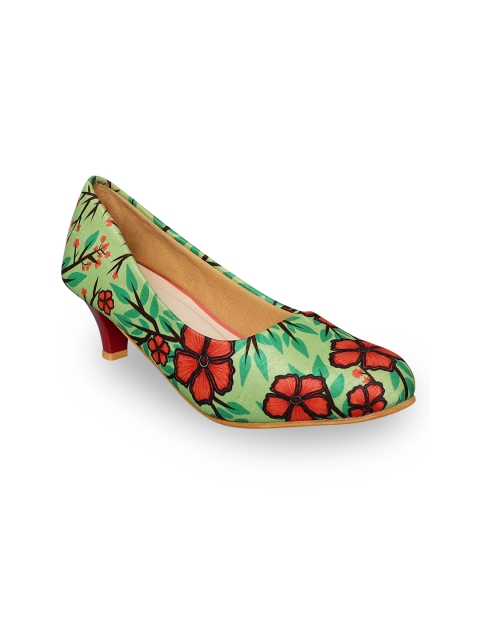 

Kanvas Green Printed Pumps