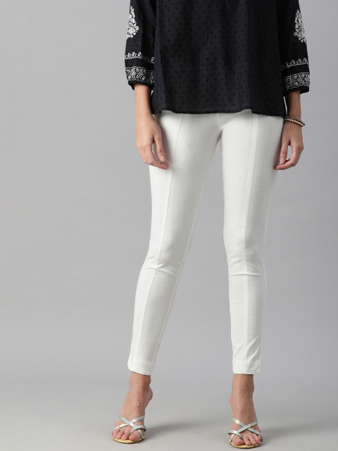 

ETIQUETTE Women White Solid Slim Fit Cigerette Trousers