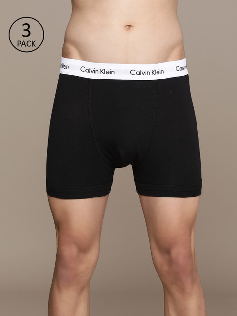 

Calvin Klein Underwear Men Pack of 3 Black Solid Trunks U2662001-001