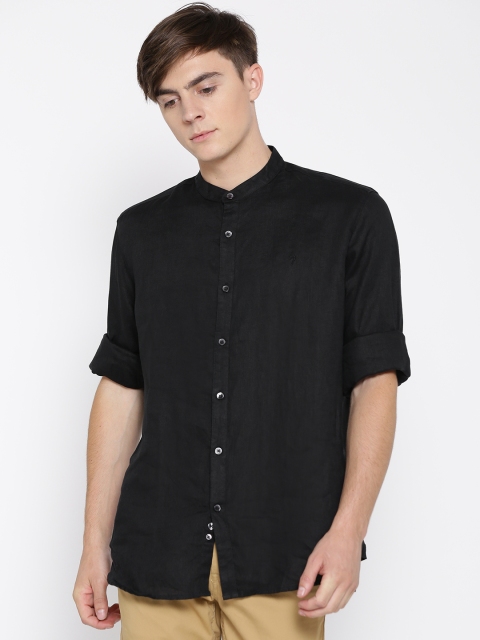 

Indian Terrain Men Black Slim Fit Solid Linen Casual Shirt