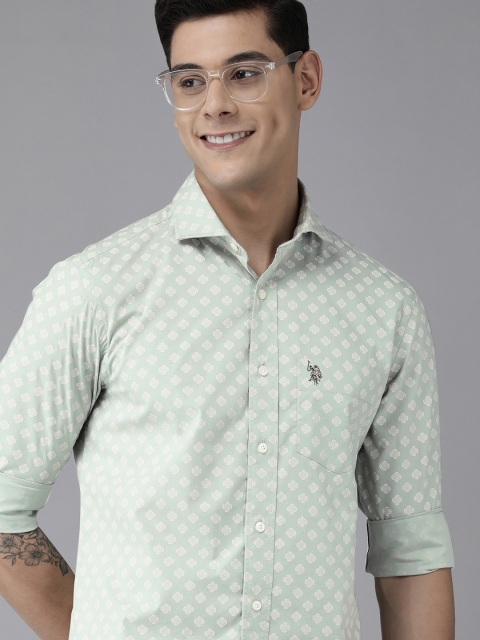 U S Polo Assn Men Green Tailored Fit Floral Printed Casual Shirt