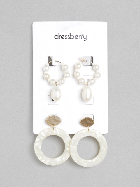 

DressBerry Set of 2 White Gold-Plated Circular Earrings