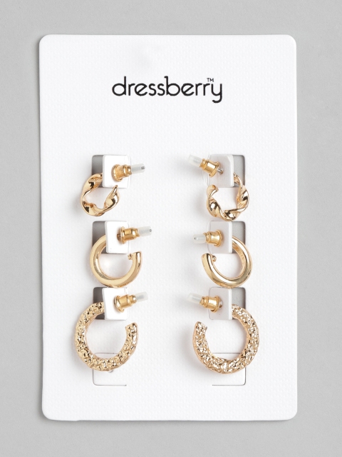 

DressBerry Set of 3 Gold-Plated Crescent Shaped Half Hoop Earrings