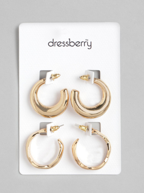 

DressBerry Set of 2 Gold-Plated Crescent Shaped Half Hoop Earrings
