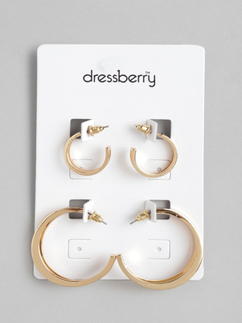 

DressBerry Set of 2 Gold-Plated Crescent Shaped Half Hoop Earrings