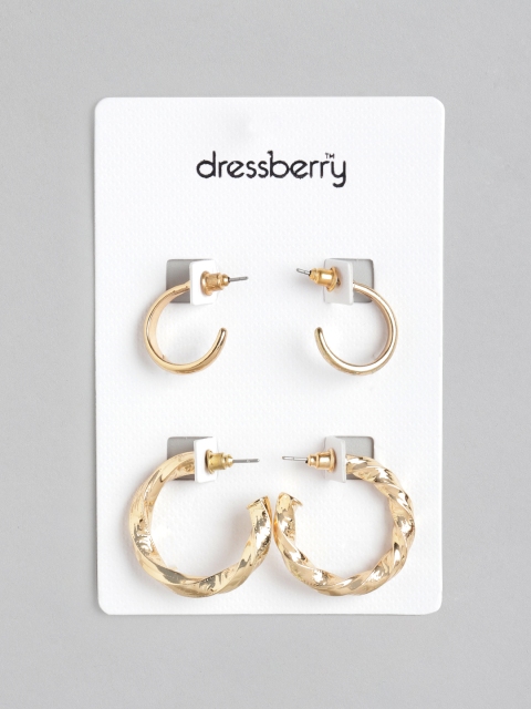 

DressBerry Set of 2 Gold-Plated Crescent Shaped Half Hoop Earrings