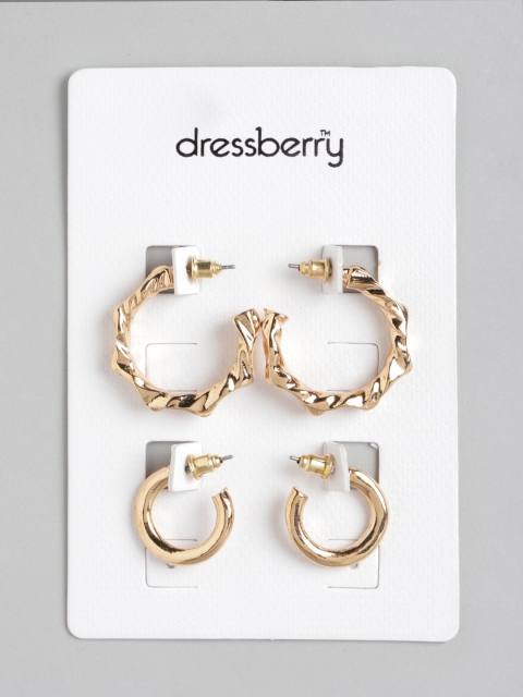 

DressBerry Set of 2 Gold-Plated Crescent Shaped Half Hoop Earrings