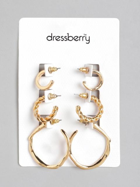 

DressBerry Set of 3 Gold-Plated Crescent Shaped Hoop Earrings