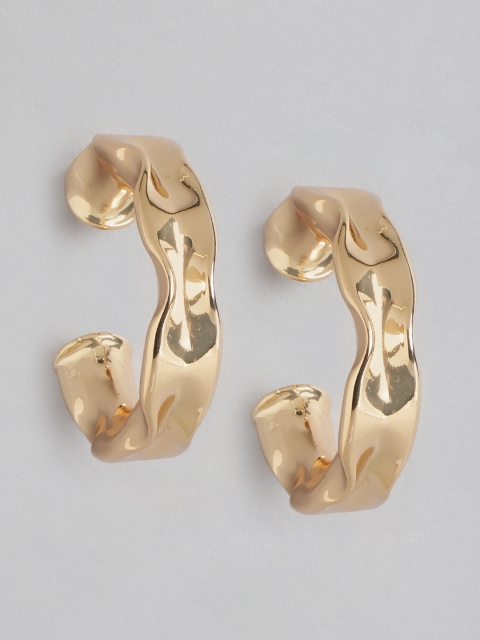 

DressBerry Gold-Plated Crescent Shaped Half Hoop Earrings