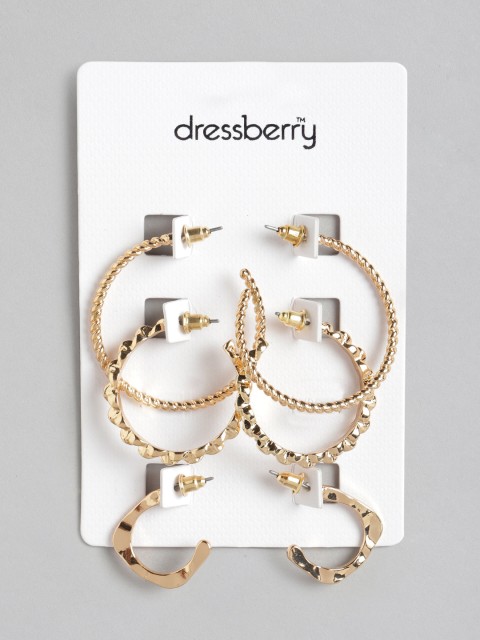 

DressBerry Set of 3 Gold-Plated Crescent Shaped Half Hoop Earrings