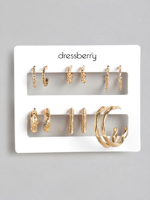 

DressBerry Set of 6 Gold-Plated Crescent Shaped Half Hoop Earrings