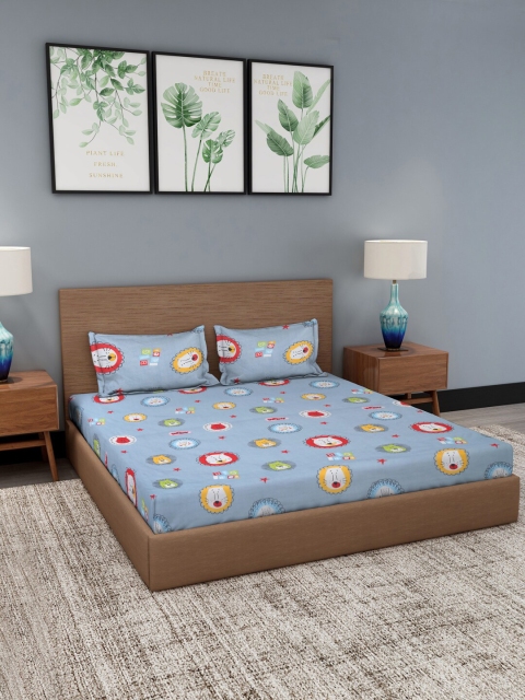 

Gulaab Jaipur Grey & Red Graphic 210 TC Queen Bedsheet with 2 Pillow Covers