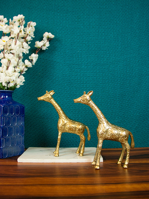 

THOA Gold-Toned Set of 2 Brass Giraffe Showpieces
