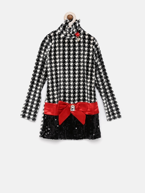 

Tiny Girl Black & Off-White Houndstooth Printed Top