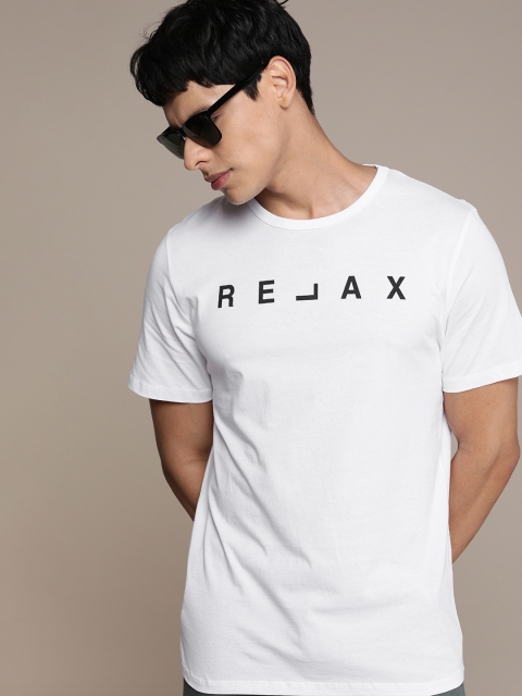 

SELECTED Men White Typography Printed Pure Cotton T-shirt