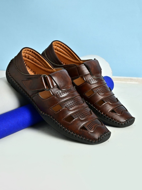 

INVICTUS Men Brown Shoe-Style Sandals