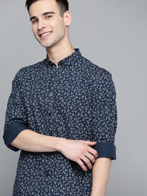 

Mast & Harbour Men Navy Blue Opaque Floral Printed Pure Cotton Casual Shirt