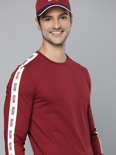 

HERENOW Men Maroon Typography Printed Pure Cotton T-shirt