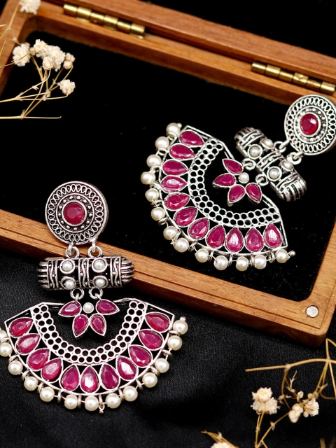 

TEEJH Silver-Toned & Pink Crescent Shaped Chandbalis Earrings