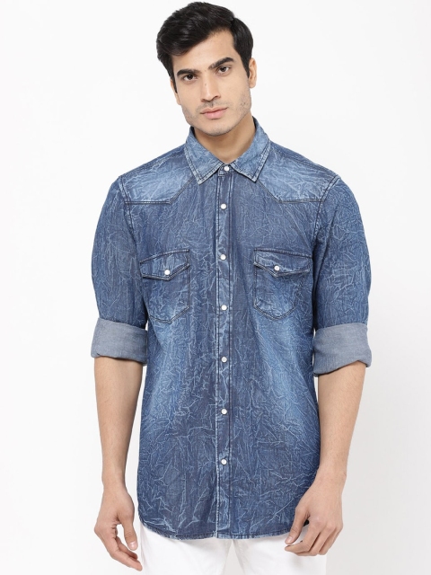 

STROP Men Blue Faded Denim Casual Shirt