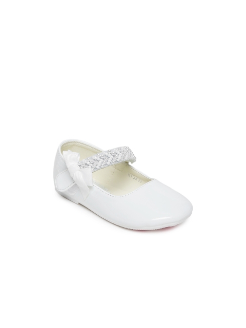 

Kittens Girls White Beaded Mary Janes with Bow Detail