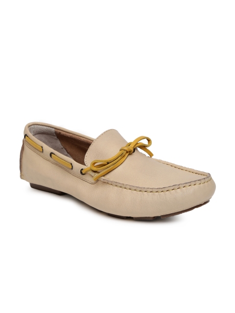 

Hush Puppies Men Beige Loafers