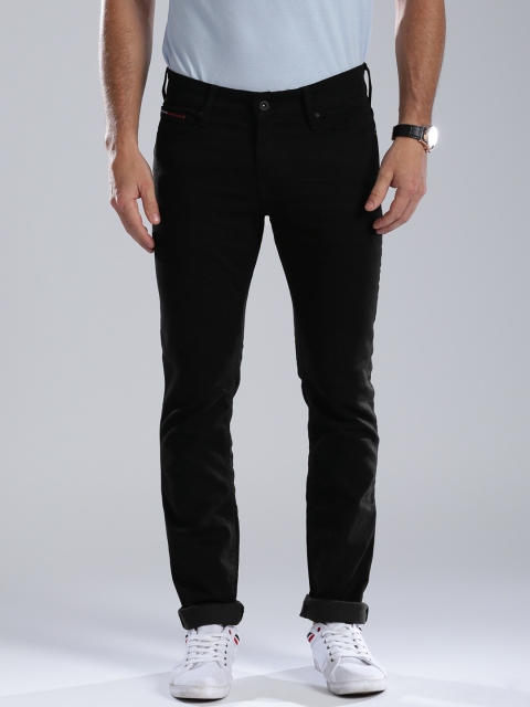 

Tommy Hilfiger Men Black Skinny Fit Stretchable Jeans