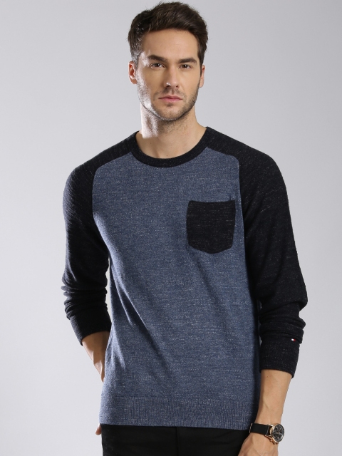 

Tommy Hilfiger Men Blue Colourblocked Sweater