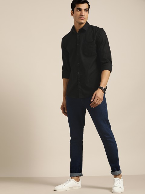 

INVICTUS Men Black Cotton Dobby Slim Fit Casual Shirt