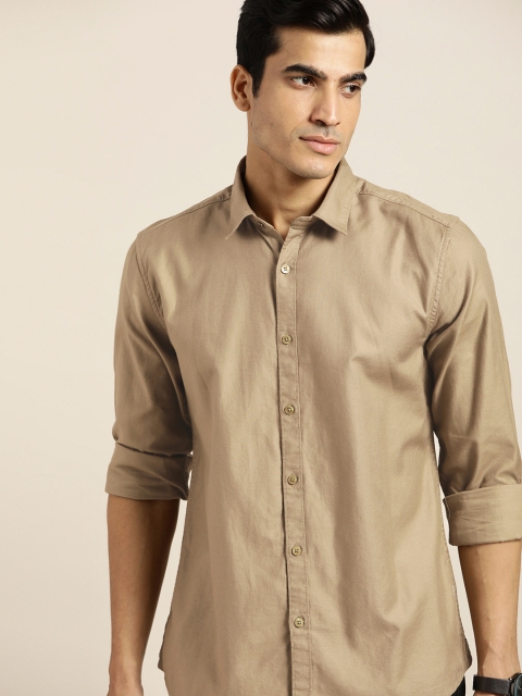 

INVICTUS Men Olive Green Solid Twill Cotton Slim Fit Casual Shirt