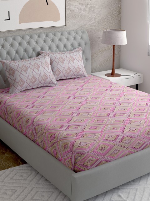 

EverHOME Pink & Yellow Geometric 144 TC Queen Bedsheet with 2 Pillow Covers