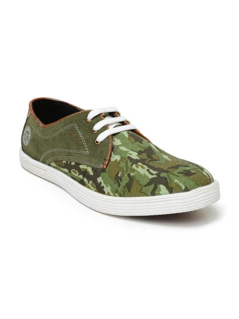 

Numero Uno Men Green Camouflage Print Regular Sneakers