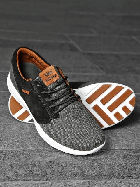 

Supra Men Grey Woven Hammer Run Sneakers