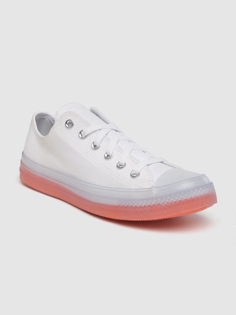 

Converse Men White Chuck Taylor All Star CX Sneakers