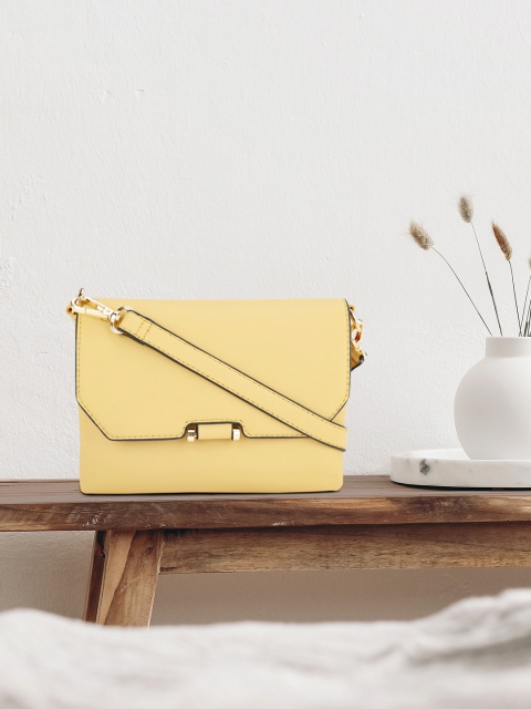 

Forever Glam by Pantaloons Yellow Structured Sling Bag