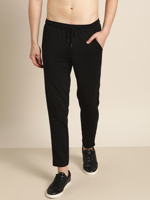 

Invictus Indoor Men Black Solid Track Pants