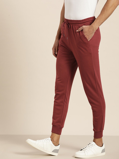 

Invictus Indoor Men Maroon Solid Joggers