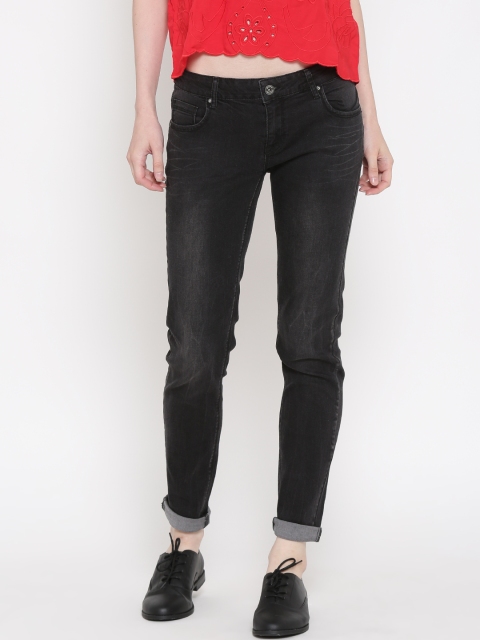 

Silvian Heach Women Black Skinny Stretchable Jeans