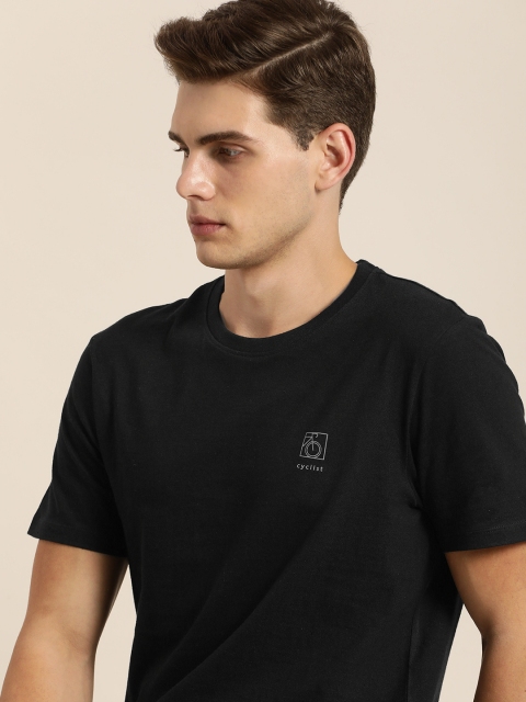 

Invictus Indoor Men Black Print Detail Pure Cotton T-shirt