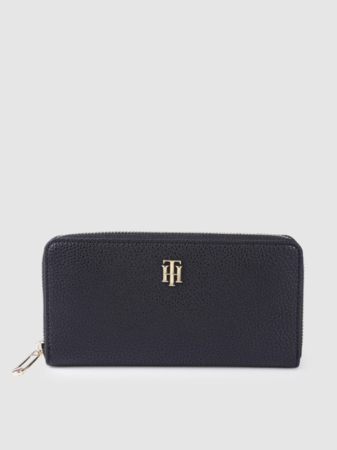 

Tommy Hilfiger Women Navy Blue Textured Zip Around Wallet
