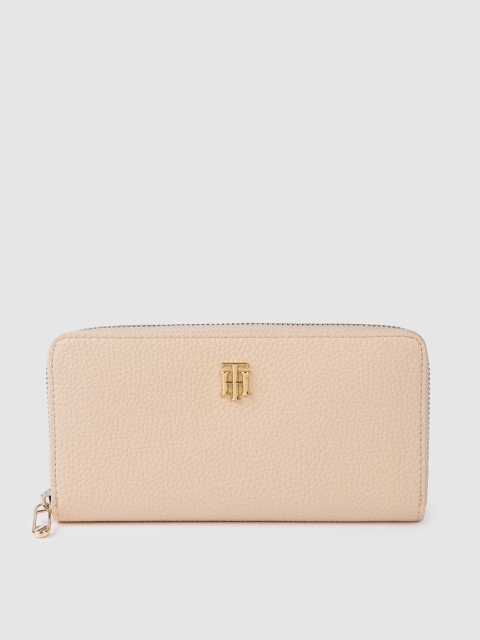 

Tommy Hilfiger Women Beige Textured Zip Around Wallet