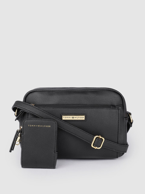 

Tommy Hilfiger Black NAOMI II-CAMERA XBODY Sling Bag