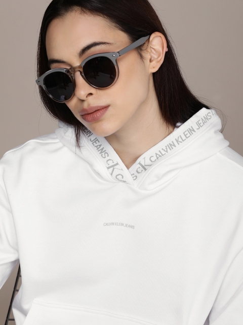

Calvin Klein Jeans Women White Brand Logo Print Detail Hooded Sweatshirt
