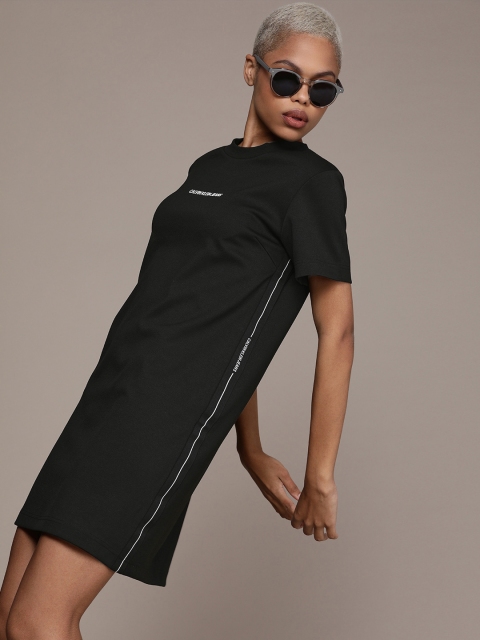 

Calvin Klein Jeans Black T-shirt Dress with Side Taping