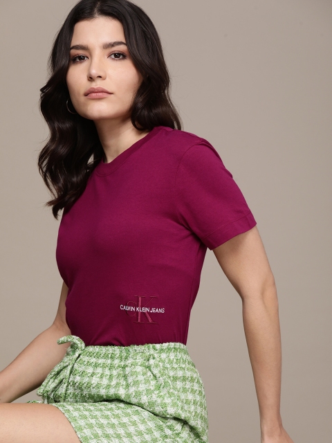 

Calvin Klein Jeans Women Magenta Embroidered T-shirt