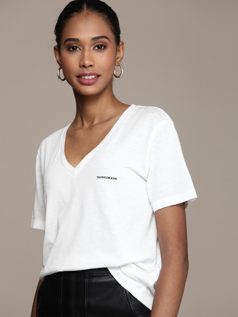 

Calvin Klein Jeans Women White V-Neck Boxy T-shirt With Logo Print