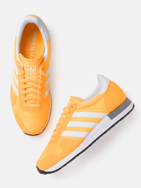

ADIDAS Originals Men Mustard Yellow USA 84 Solid Sneakers