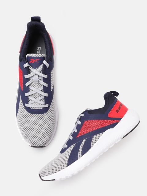 

Reebok Men Grey & Navy Blue Woven Design Mainland Running Shoes